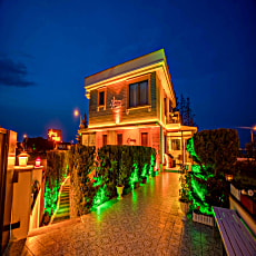 Cunda Pusula by Megaron Homes